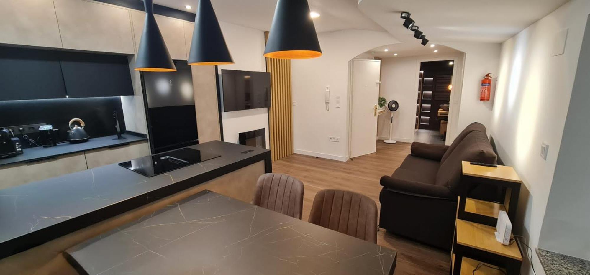 Appartamento Atico De Diseno En El Centro Oviedo Esterno foto