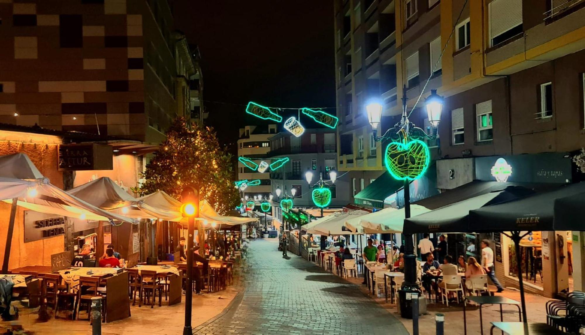 Appartamento Atico De Diseno En El Centro Oviedo Esterno foto